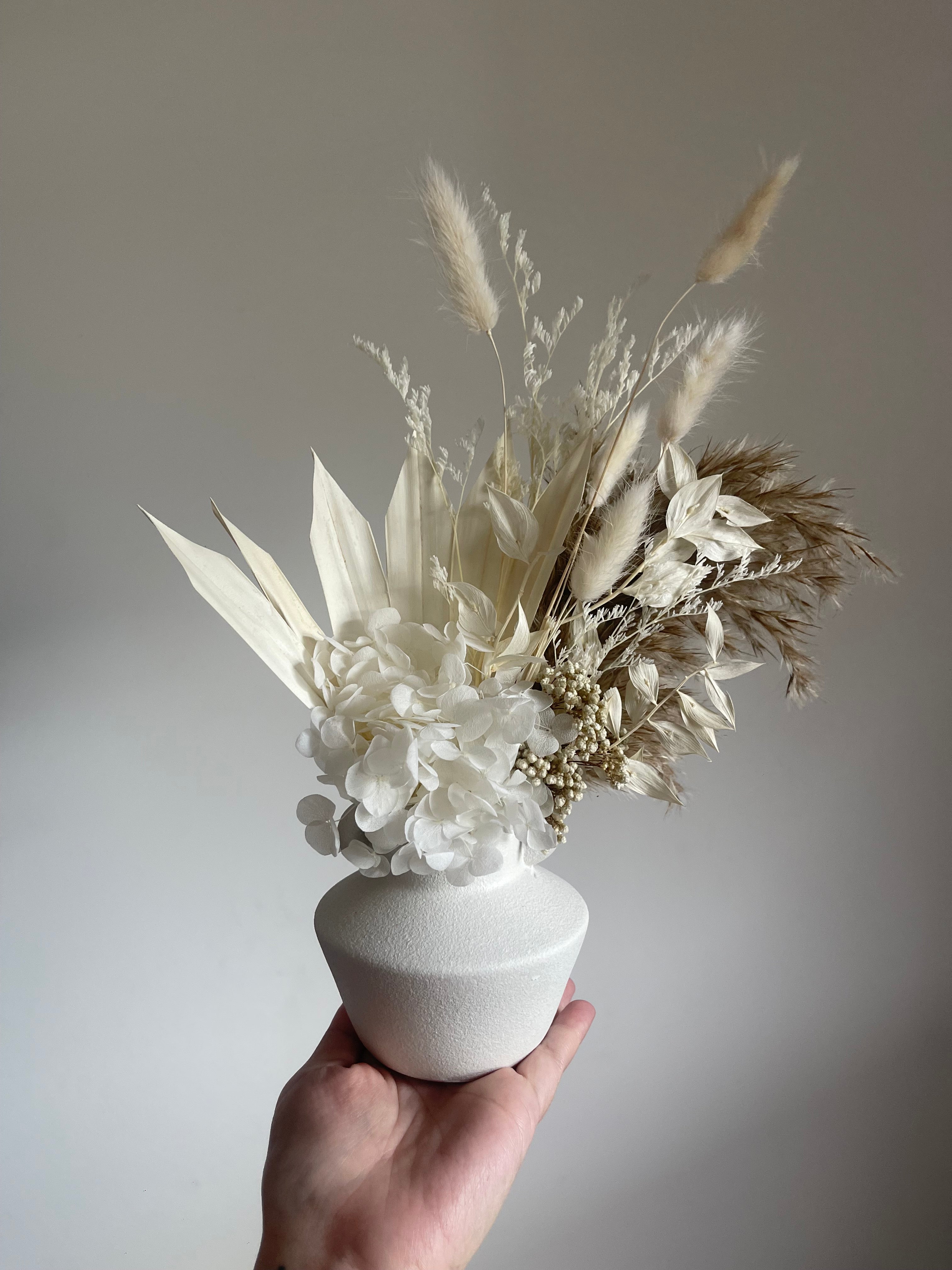 Luxe everlasting small vase - white/natural.