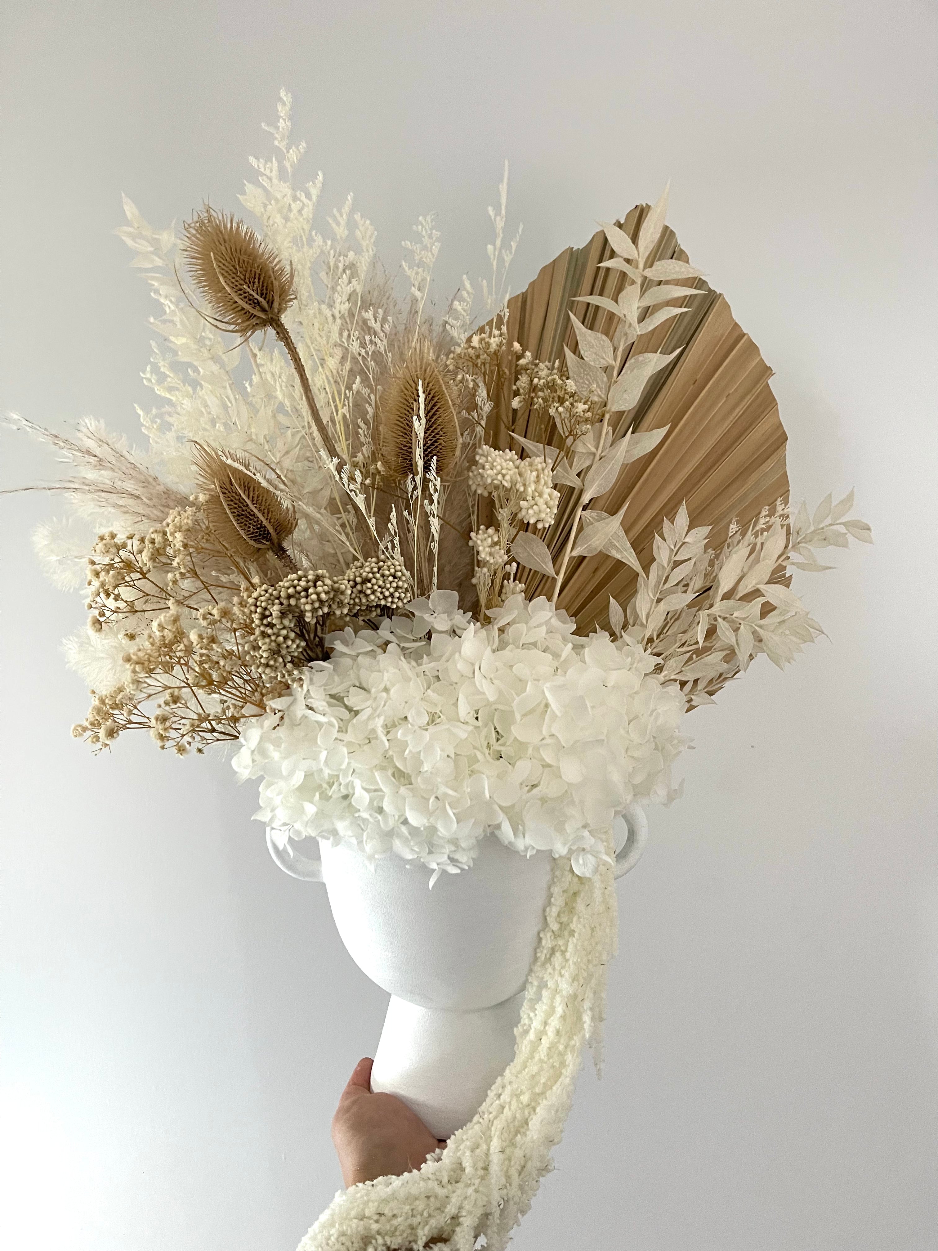 Natural bloom vase arrangement - white/neutral.